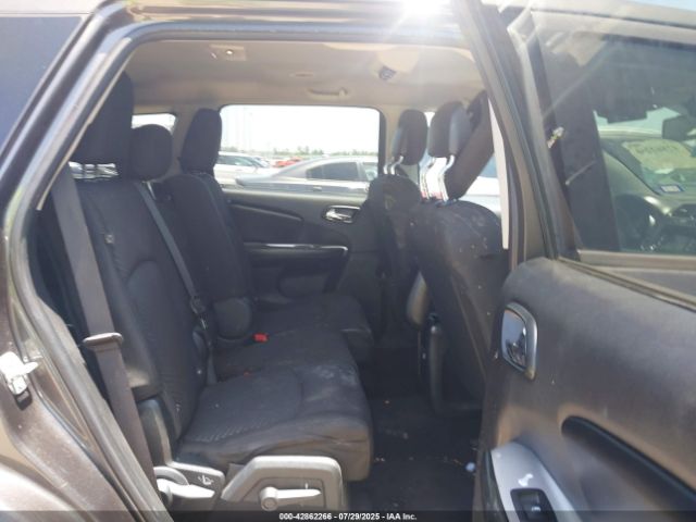 Dodge Journey Crossroad Image 2