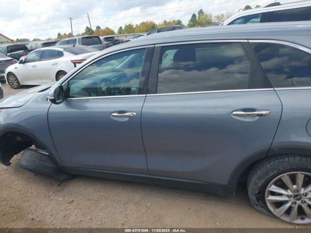 Kia Sorento 3.3l Lx Image 11