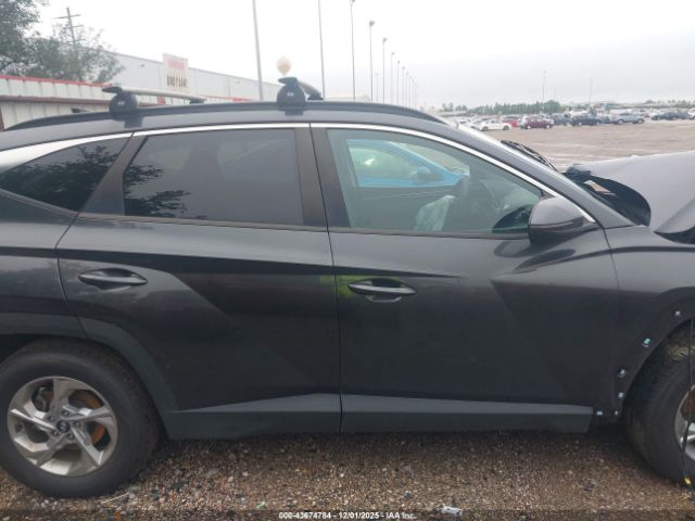 Hyundai TUCSON Sel Image 2