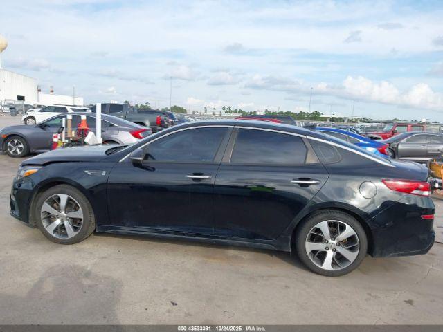 Kia Optima S Image 14