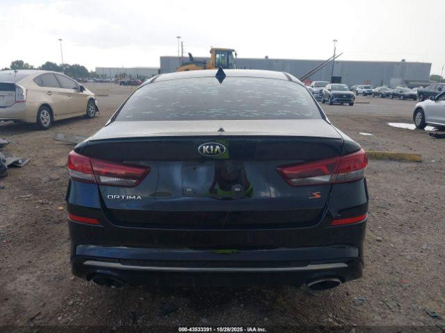 Kia Optima S Image 2