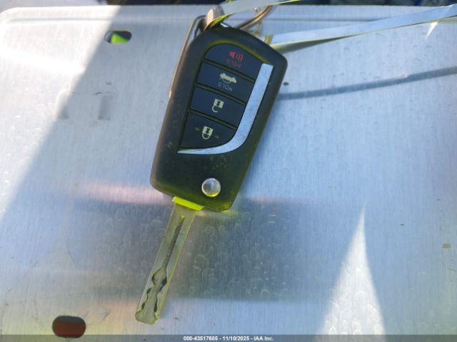 Toyota Camry Se Image 14