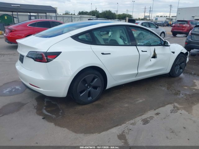 Tesla Model 3 Rear-wheel Drive Image 4