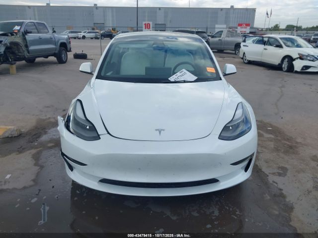 Tesla Model 3 Rear-wheel Drive Image 10