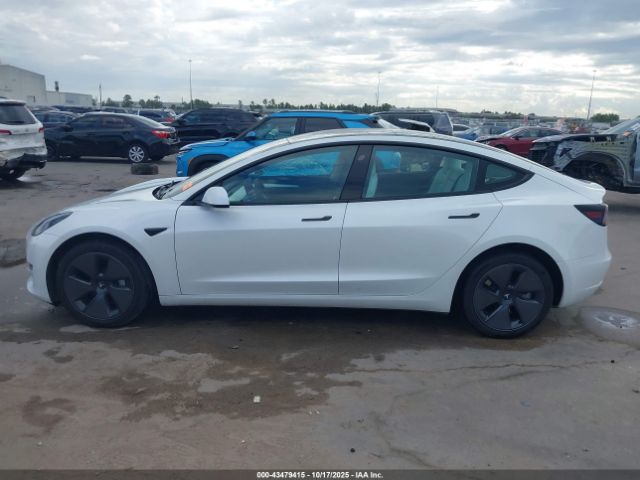 Tesla Model 3 Rear-wheel Drive Image 14