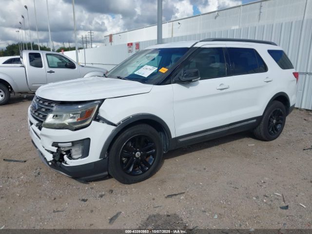 Ford Explorer Xlt Image 7