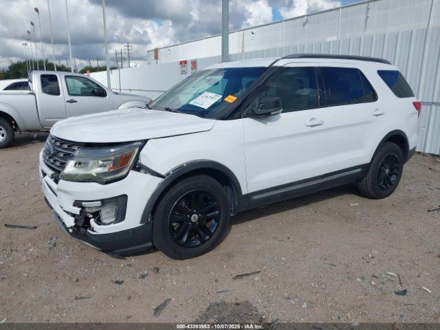 Ford Explorer Xlt Image 7