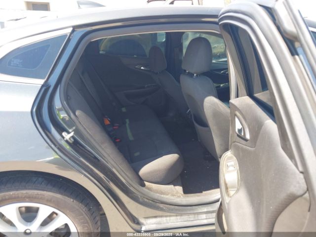 Chevrolet Malibu 1lt Image 9