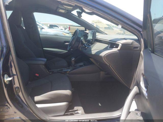 Toyota Corolla Se Image 18