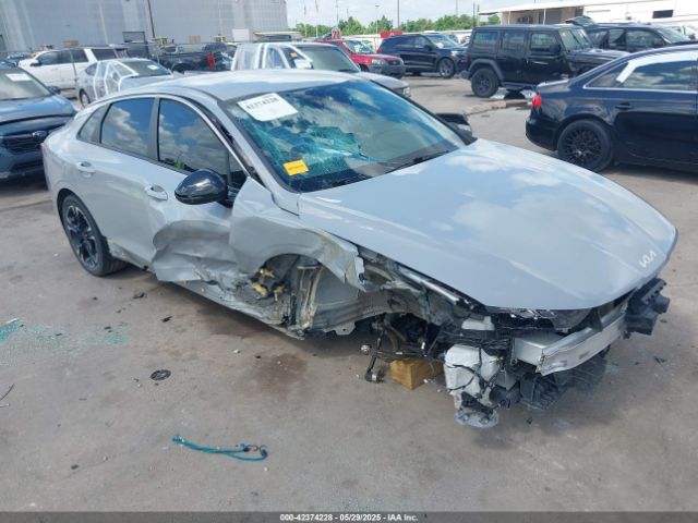 Kia K5 Gt-line Image 16