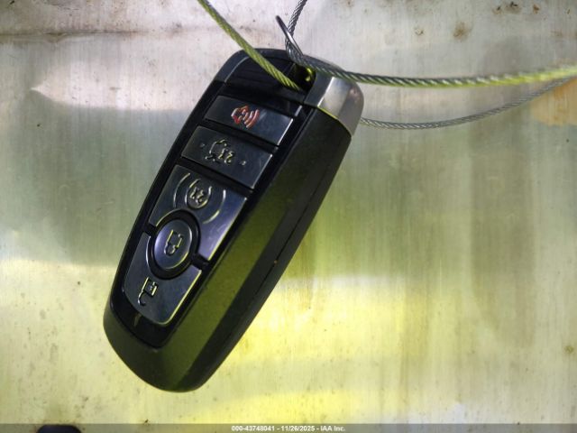 Ford Edge Titanium Image 9