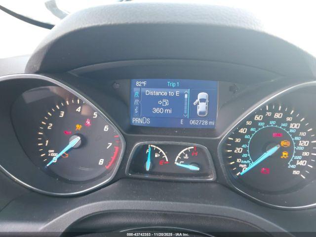 Ford Escape S Image 10