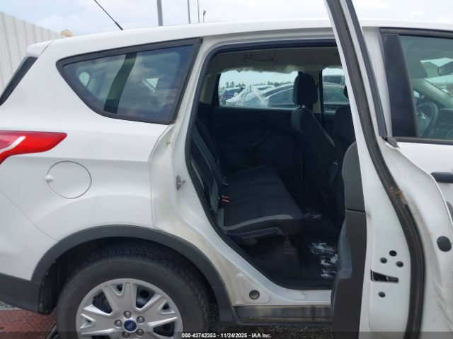 Ford Escape S Image 5