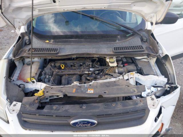 Ford Escape S Image 2