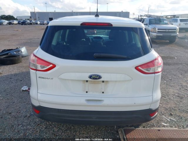 Ford Escape S Image 13