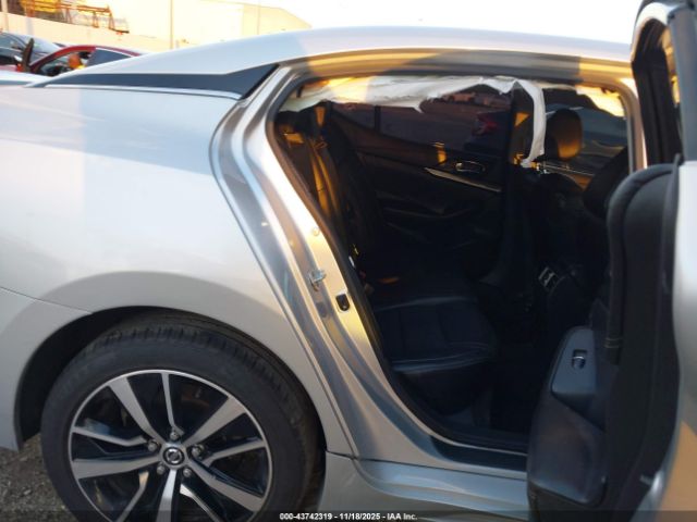 Nissan Maxima Sv Xtronic Cvt Image 9