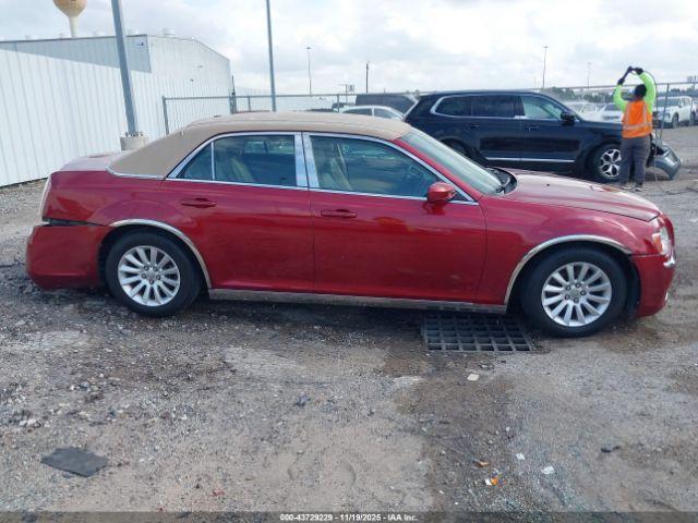 Chrysler 300 Motown Image 17