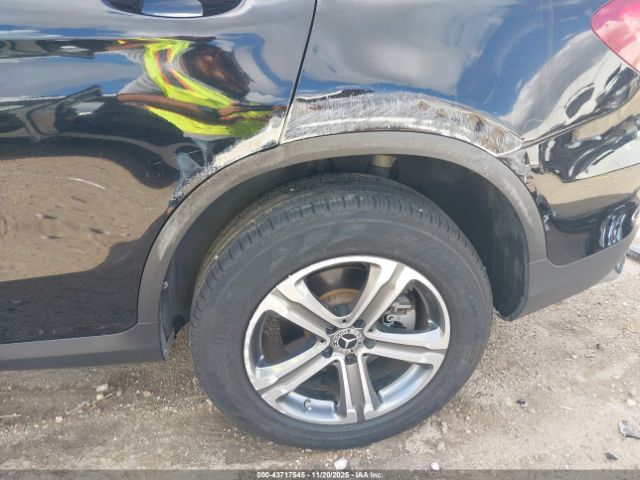 Mercedes-Benz GLC Image 9