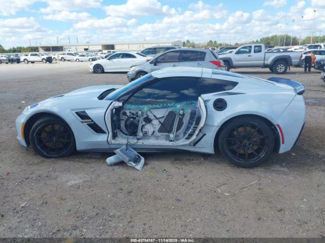 Chevrolet Corvette Grand Sport Image 11