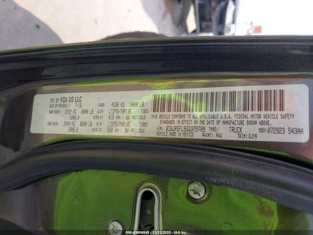 Ram 2500 Laramie Image 8