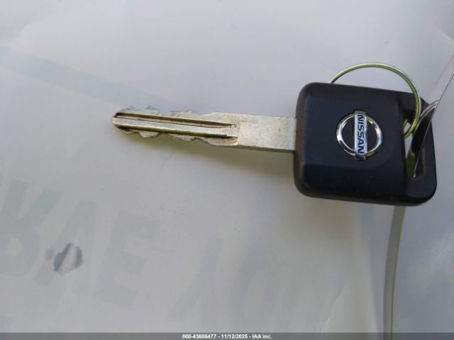 Nissan Frontier S Image 3