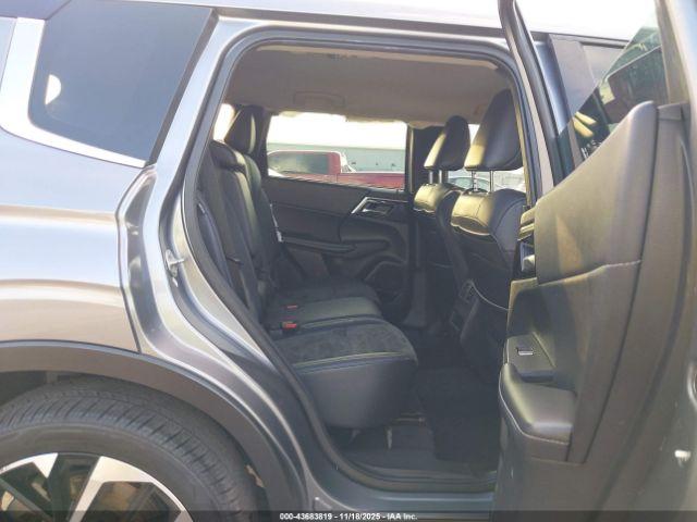 Mitsubishi Outlander Image 19