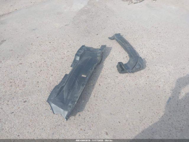 Mitsubishi Outlander Image 11