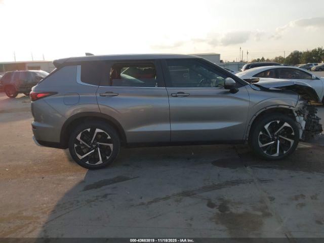 Mitsubishi Outlander Image 13