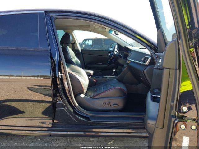 Kia Optima Sx Turbo Image 4