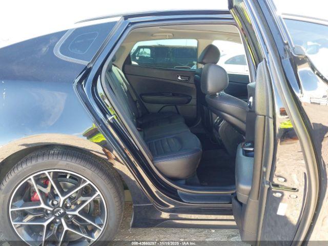 Kia Optima Sx Turbo Image 8