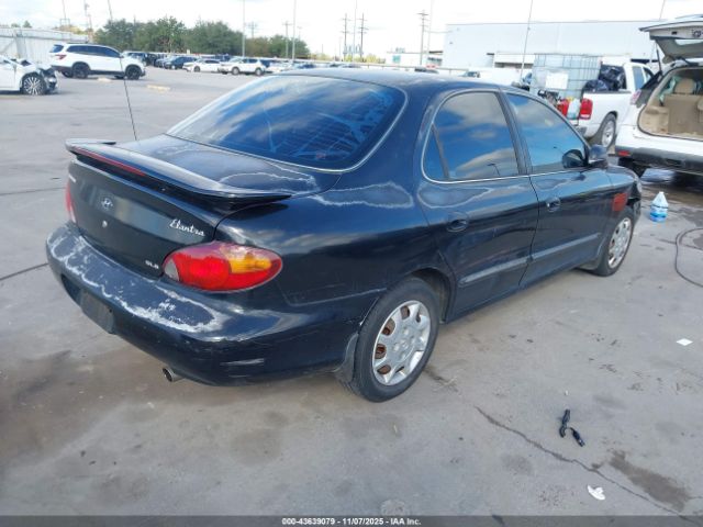 Hyundai ELANTRA Gls Image 12