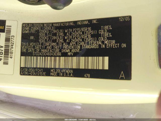 Toyota Sienna Le Image 5