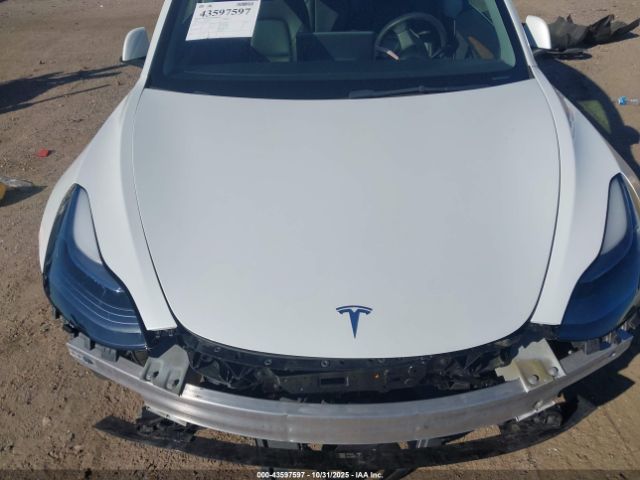 Tesla Model 3 Rear-wheel Drive Image 9