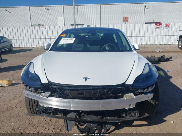 Tesla Model 3 Rear-wheel Drive Image 10