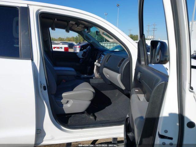 Toyota Tundra Grade 5.7l V8 Image 3