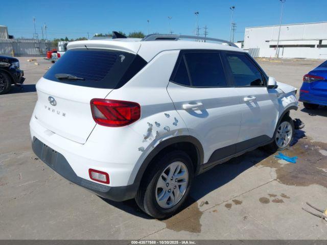 Hyundai VENUE Sel Image 6