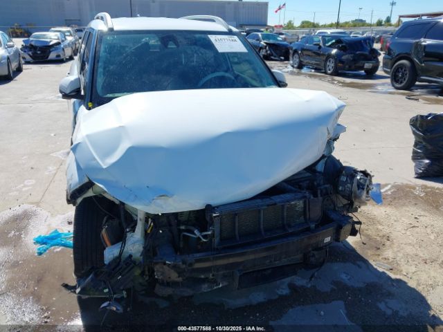 Hyundai VENUE Sel Image 12