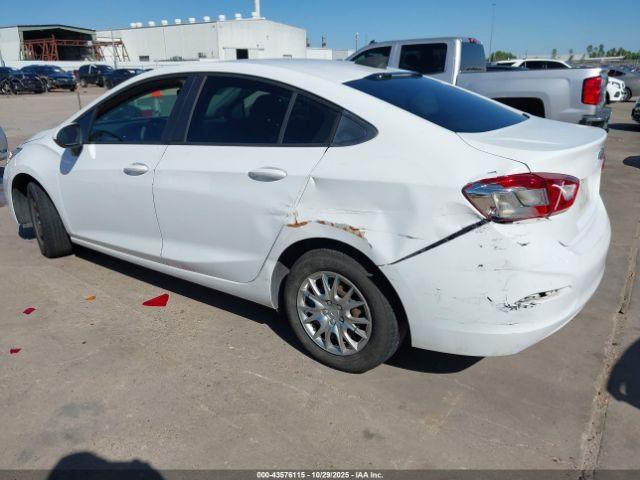 Chevrolet Cruze Ls Auto Image 5