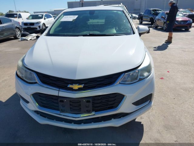 Chevrolet Cruze Ls Auto Image 13