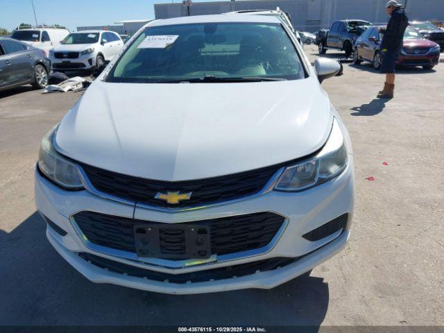 Chevrolet Cruze Ls Auto Image 13