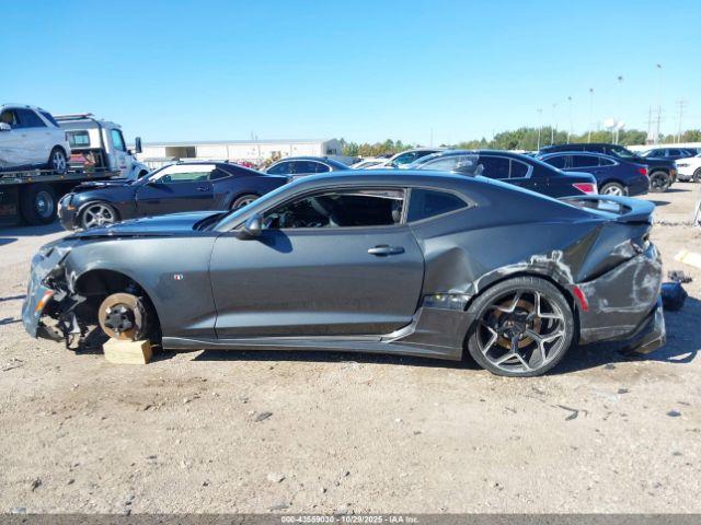 Chevrolet Camaro 2ss Image 14