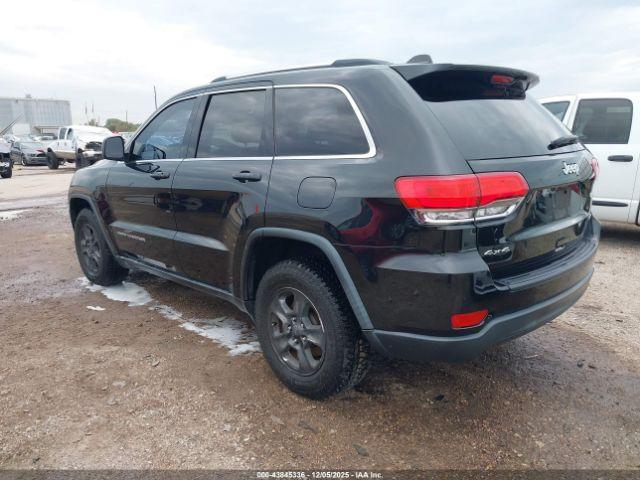 Jeep Grand Cherokee Laredo Image 2