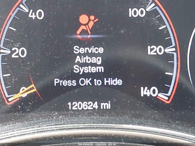 Jeep Grand Cherokee Laredo Image 10