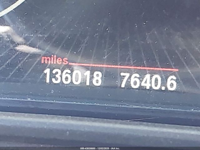 BMW 5 Series Image 2