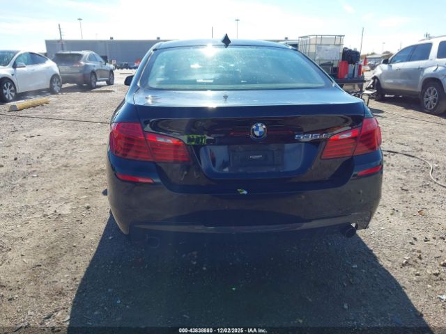 BMW 5 Series Image 3