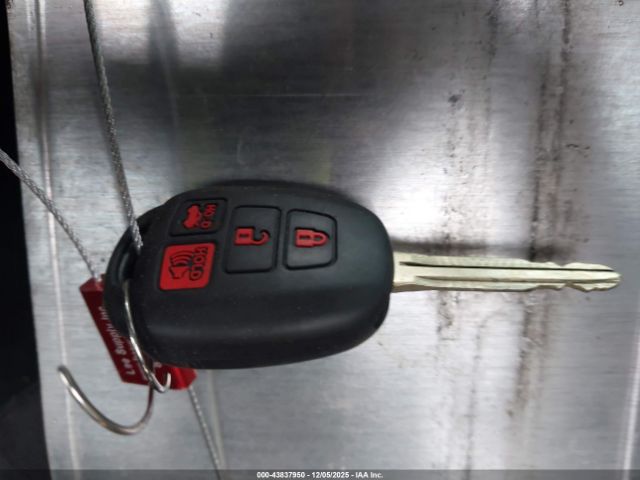 Toyota Corolla Le Image 12