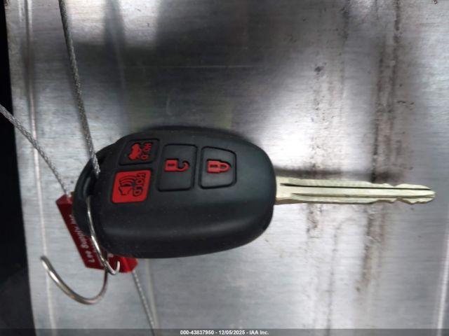 Toyota Corolla Le Image 12