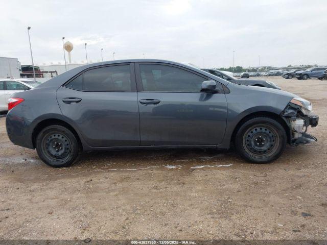 Toyota Corolla Le Image 14