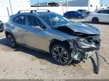  Salvage Lexus Ux