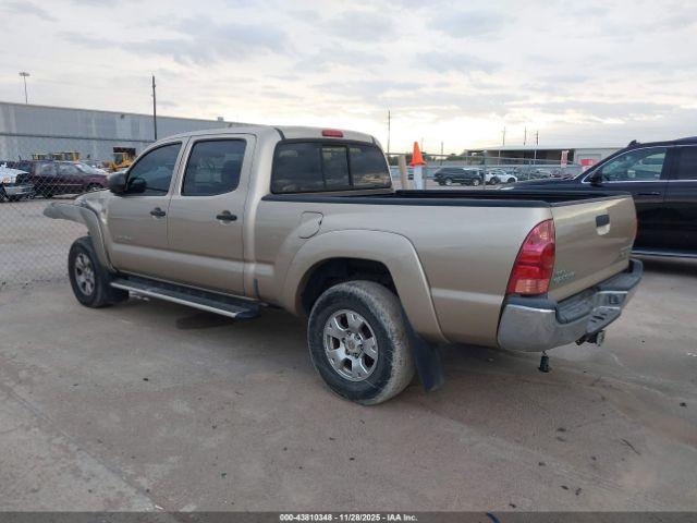Toyota Tacoma Prerunner V6 Image 3